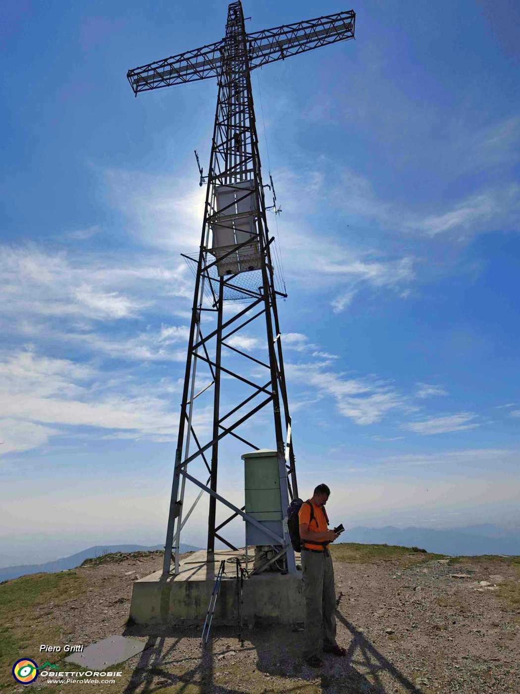 42 Alla croce del Canto Alto (1146 m).jpeg